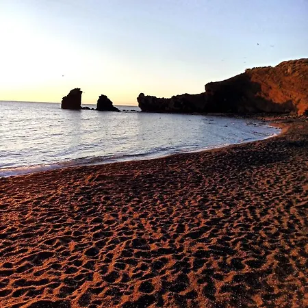 Rénové Avec Parking Privatif ,à 2min De La Plage Appartamento *